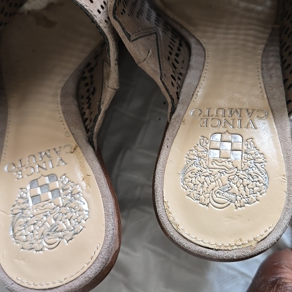 Vince Camuto DEVINA Tan Mules with Chunky Wooden Heel Size 7.5 Summer Shoes - Picture 2 of 10